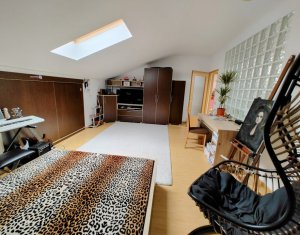 Apartament 3 camere, 110 mp utili, zona Vivo 
