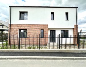 Maison 4 chambres à vendre dans Cluj-napoca, zone Someseni