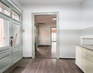 Maison 2 chambres à vendre dans Cluj-napoca, zone Centru