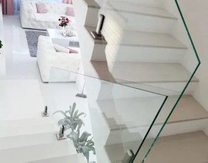 Maison 4 chambres à vendre dans Cluj-napoca, zone Someseni