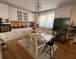 Ház 4 szobák eladó on Floresti