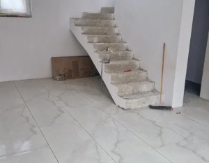 Maison 5 chambres à vendre dans Cluj-napoca, zone Iris