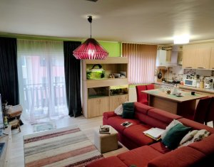 Appartement 4 chambres à vendre dans Floresti
