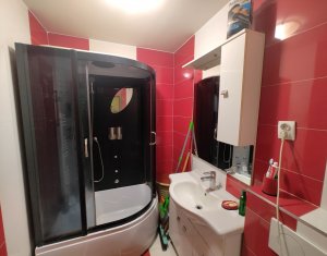 Appartement 4 chambres à vendre dans Floresti