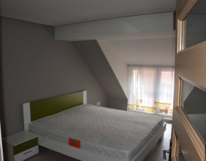 Appartement 5 chambres à louer dans Cluj-napoca, zone Manastur