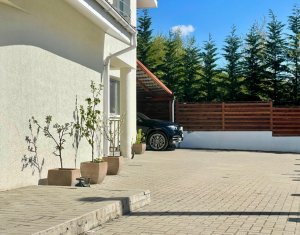 Maison 5 chambres à vendre dans Cluj-napoca, zone Faget