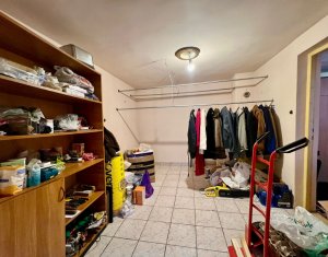 Ház 3 szobák eladó on Finisel, Zóna Centru