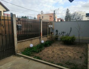 Maison 4 chambres à vendre dans Cluj-napoca, zone Gheorgheni