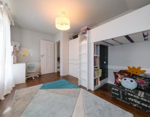 Maison 4 chambres à vendre dans Cluj-napoca, zone Borhanci