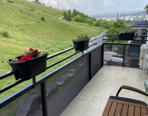 , 6400m2 on Floresti