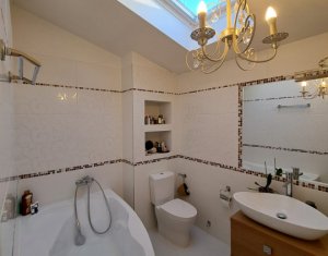 Maison 4 chambres à vendre dans Apahida