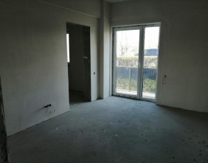 Apartament spatios situat in Marasti, semifinisat