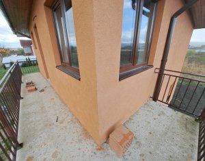 Maison 4 chambres à vendre dans Jucu De Sus