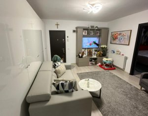 Appartement 3 chambres à vendre dans Floresti