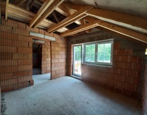 Maison 4 chambres à vendre dans Satu Lung