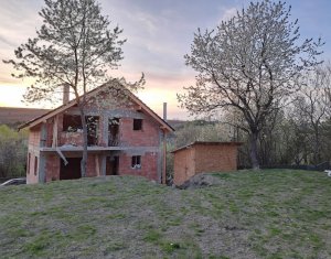 Maison 4 chambres à vendre dans Satu Lung