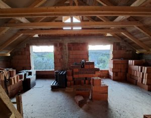 Maison 4 chambres à vendre dans Satu Lung