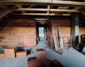 Maison 4 chambres à vendre dans Satu Lung