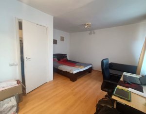 Appartement 3 chambres à vendre dans Cluj-napoca, zone Manastur
