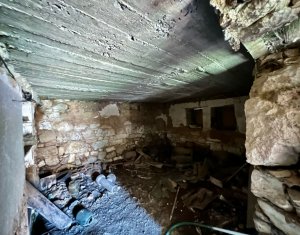 Exclusivitate ! Pozitie excelenta, casa Savadisla