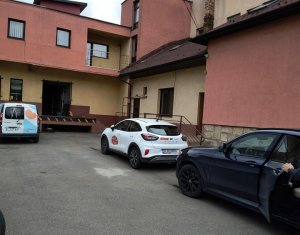 Maison 4 chambres à louer dans Cluj-napoca, zone Marasti