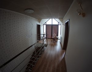 Ház 6 szobák eladó on Sannicoara