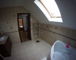 Ház 6 szobák eladó on Sannicoara