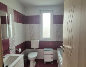 Maison 3 chambres à vendre dans Floresti