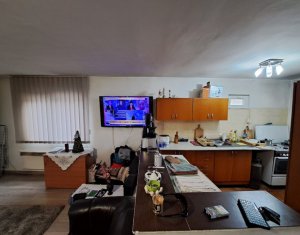 House 4 rooms for sale in Cluj-napoca, zone Iris