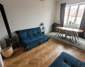 Appartement 3 chambres à vendre dans Cluj-napoca, zone Gara