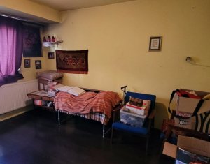 Apartment 2 rooms for sale in Floresti