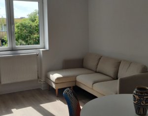 Appartement 4 chambres à vendre dans Cluj-napoca, zone Manastur