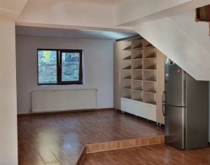 Maison 4 chambres à vendre dans Cluj-napoca, zone Iris