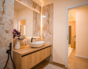 Appartement 3 chambres à vendre dans Floresti