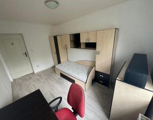 Appartement 3 chambres à louer dans Floresti