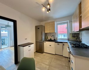 Appartement 3 chambres à vendre dans Floresti