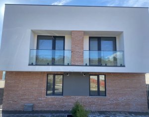 Maison 4 chambres à vendre dans Cluj-napoca, zone Iris
