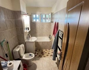 Appartement 4 chambres à vendre dans Cluj-napoca, zone Manastur