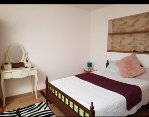 Maison 4 chambres à vendre dans Cluj-napoca, zone Dambul Rotund