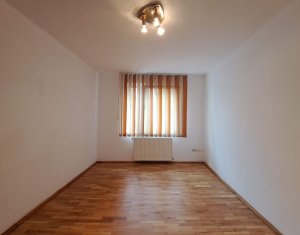 Maison 3 chambres à louer dans Cluj-napoca, zone Marasti