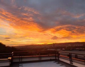 Appartement 3 chambres à vendre dans Floresti