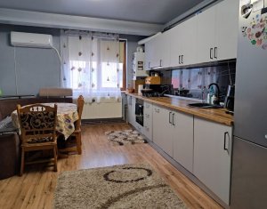 Appartement 3 chambres à vendre dans Floresti