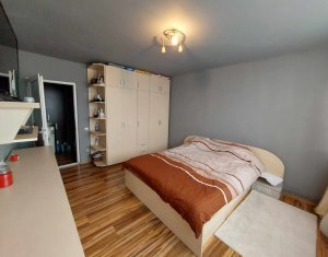 Lakás 3 szobák eladó on Cluj-napoca, Zóna Manastur