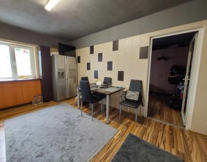 Lakás 3 szobák eladó on Cluj-napoca, Zóna Manastur