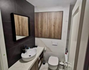 Appartement 3 chambres à vendre dans Cluj-napoca, zone Marasti