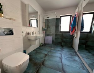 Appartement 3 chambres à vendre dans Cluj-napoca, zone Buna Ziua