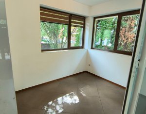 Maison 6 chambres à louer dans Cluj-napoca, zone Buna Ziua