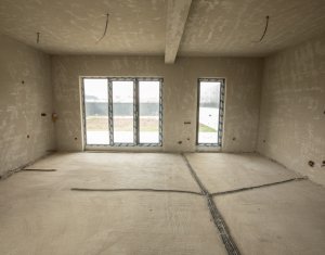 House 7 rooms for sale in Chinteni