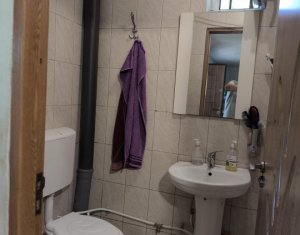 Casa de vacanta, cu lac, 5640 mp teren, Huta, com. Chiuiesti, jud. Cluj