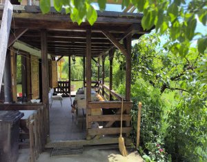 Casa de vacanta, cu lac, 5640 mp teren, Huta, com. Chiuiesti, jud. Cluj